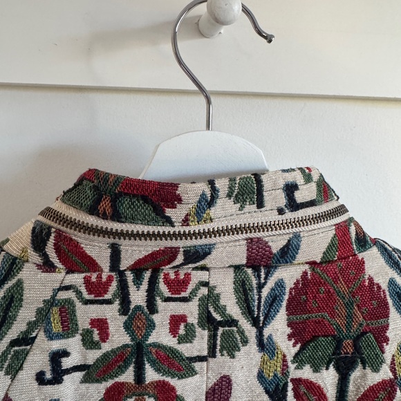 Floral Patterned Women's Jacket - Picture 3 of 6